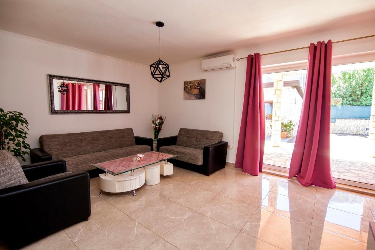 Villa Anita Pula Ngoại thất bức ảnh