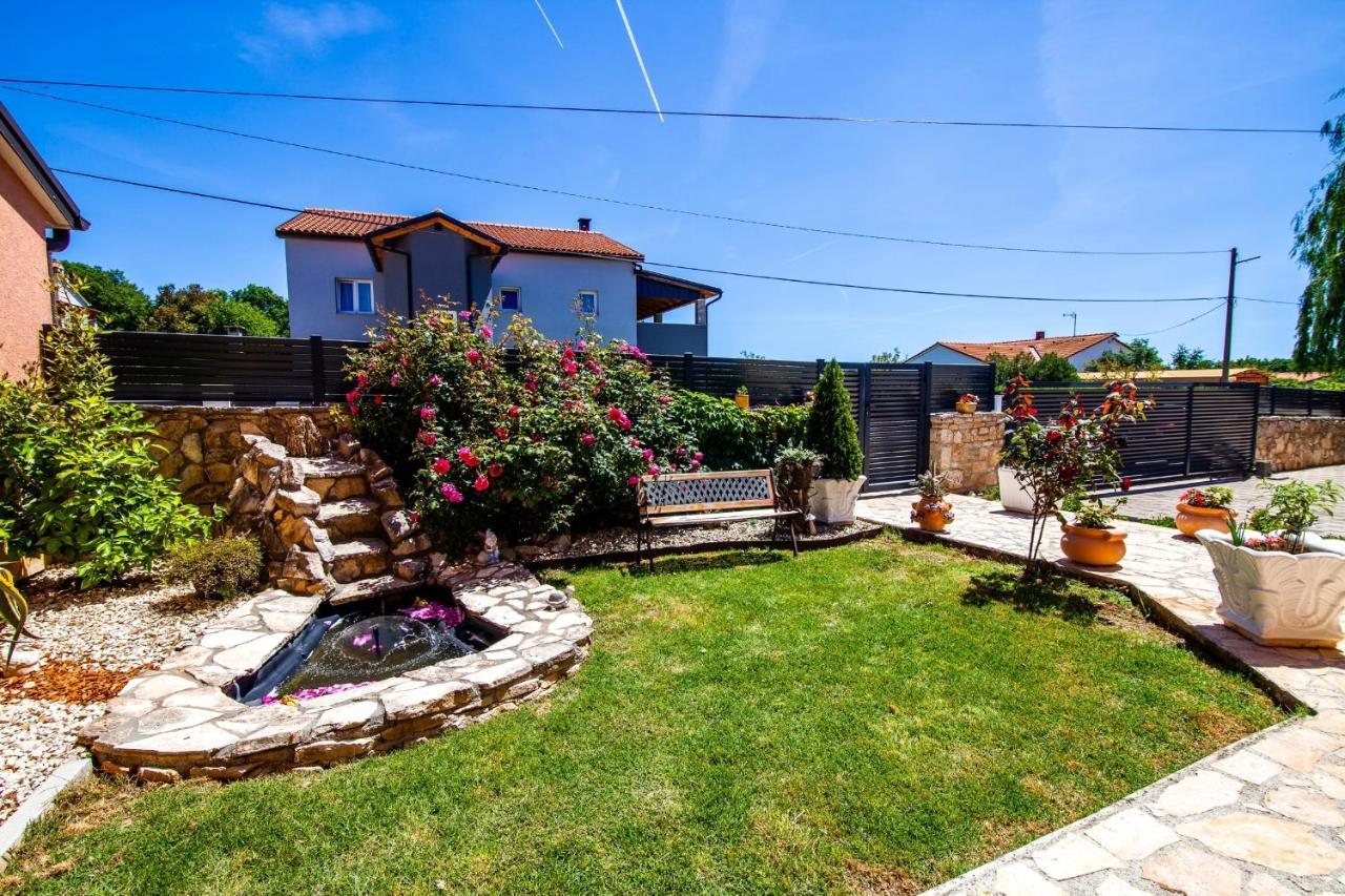 Villa Anita Pula Ngoại thất bức ảnh