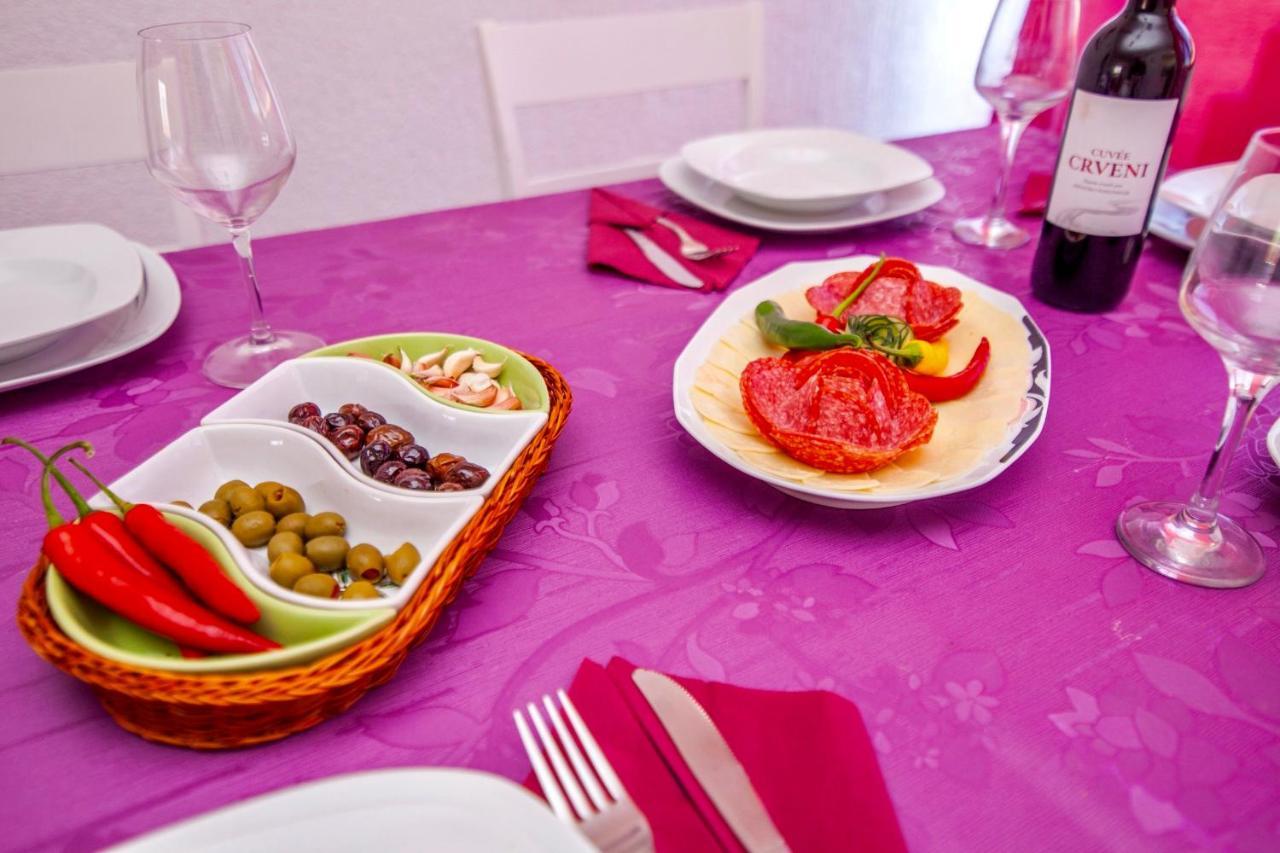 Villa Anita Pula Ngoại thất bức ảnh