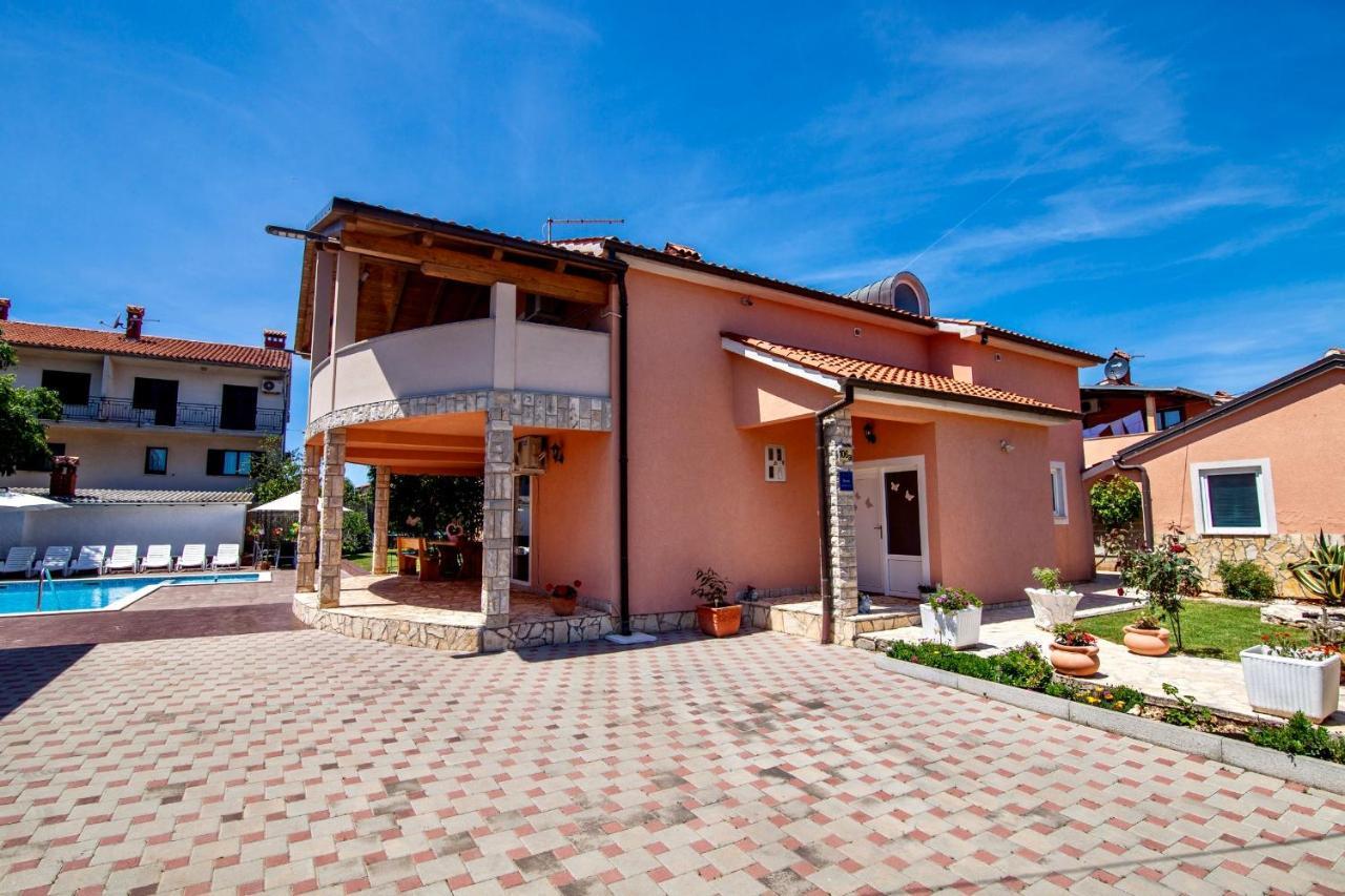 Villa Anita Pula Ngoại thất bức ảnh
