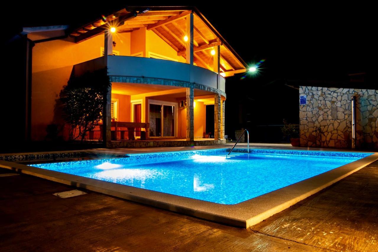 Villa Anita Pula Ngoại thất bức ảnh